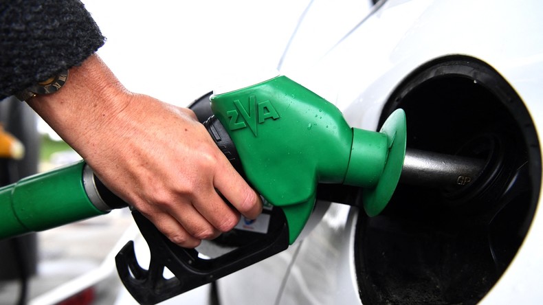 Energie : les tarifs des carburants en France tutoient des records