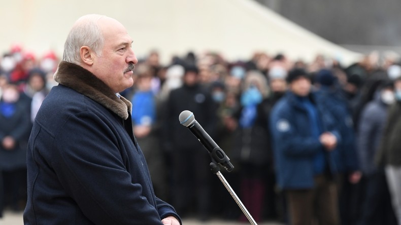 Crise des migrants : Minsk ne veut pas «lancer une guerre pour ouvrir un couloir vers l'Allemagne»
