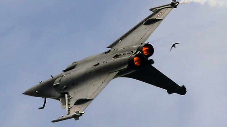 «Scandaleux», «honte» : la vente de Rafale aux Emirats arabes unis indigne à gauche