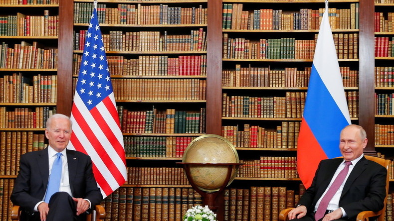 «Pas un match équitable» : Trump donne son avis sur la réunion entre Biden et Poutine