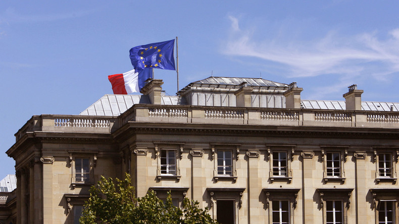Paris avertit Moscou de «conséquences stratégiques et massives» en cas d'«atteinte» à l'Ukraine
