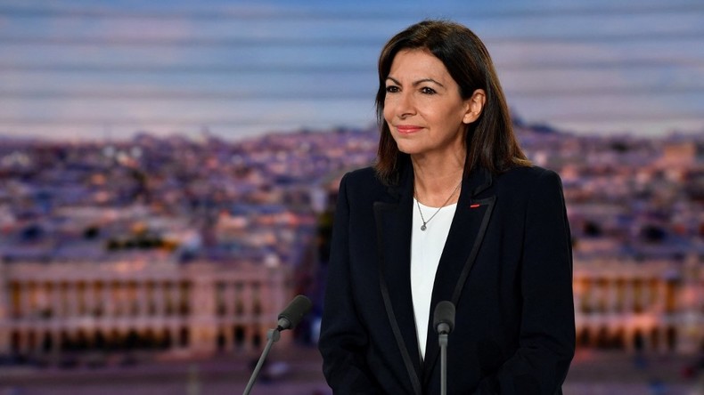Présidentielle : Anne Hidalgo appelle à l'organisation d'une primaire de la gauche