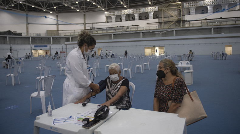 Un juge brésilien impose la vaccination contre le Covid-19 pour entrer dans le pays