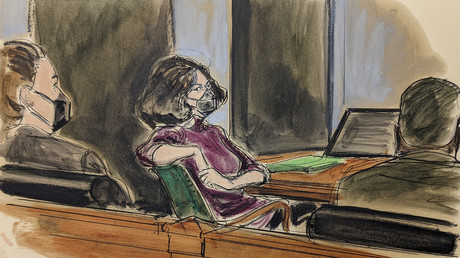 Un croquis d'audience représente Ghislaine Maxwell lors de son procès le 29 décembre 2021.