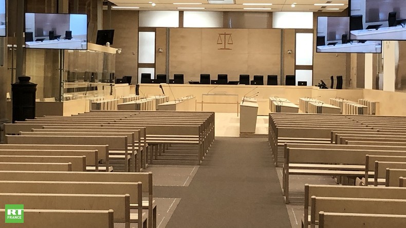 Salle d'audience accueillant le procès du 13-Novembre Abdeslam