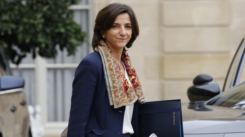 La secrétaire d'Etat Nathalie Elimas