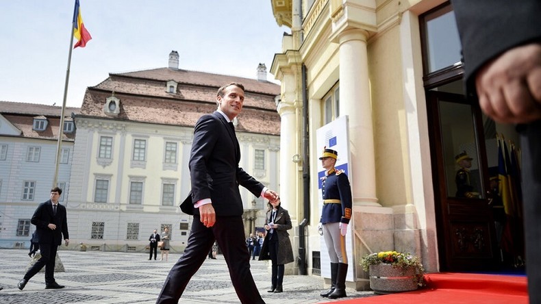 Le président français Emmanuel Macron arrivant pour un sommet européen à Sibiu, en Roumanie, en mai 2019