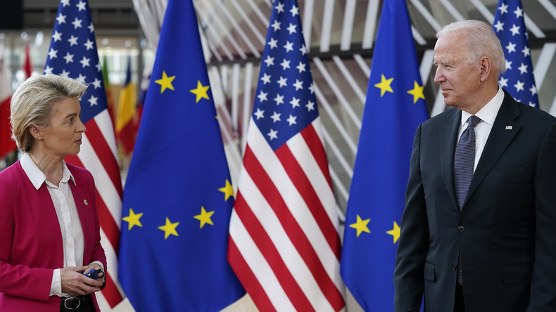 Ursula von der Leyen et Joe Biden, à Bruxelles le 15 juin 2021