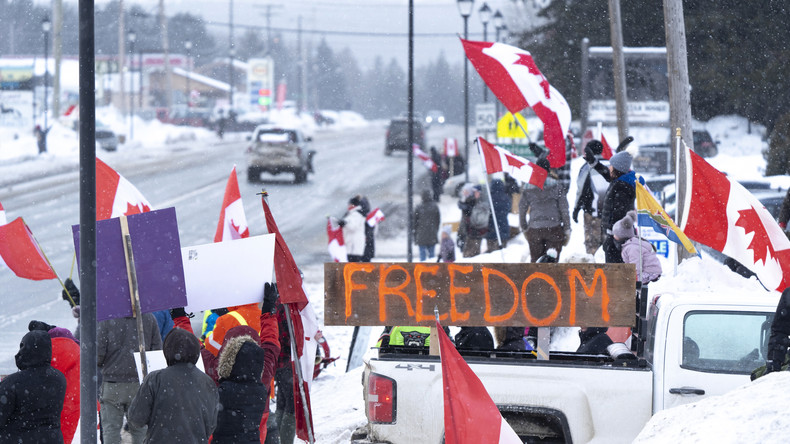 Canada : le convoi «pour la liberté» s'élargit et reçoit les soutiens de Musk et Trump Jr.