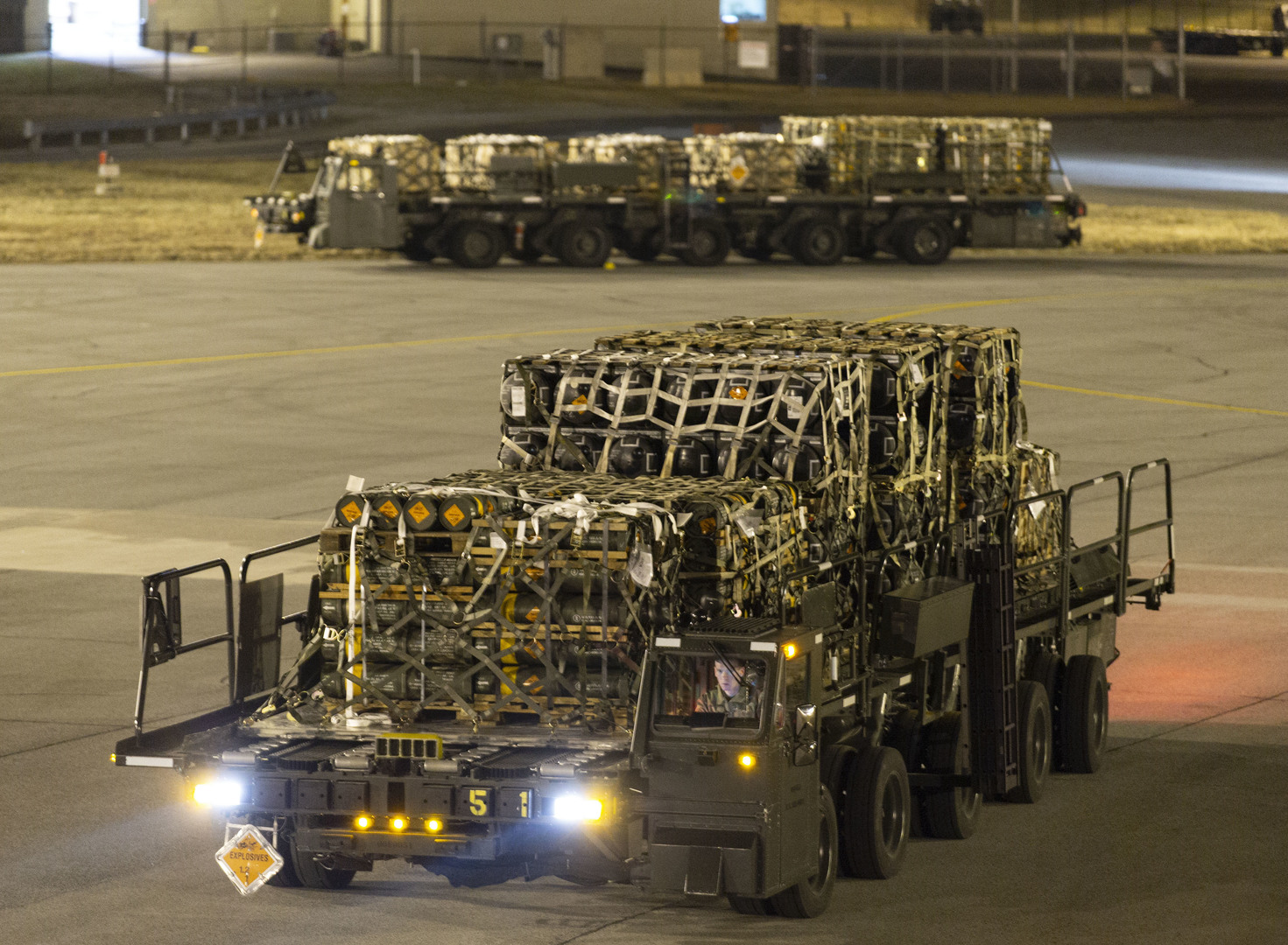 Des munitions, armes et autres équipements américains à destination de l'Ukraine, à la Dover Air Force Base dans le Delaware aux Etats-Unis, le 24 janvier 2022 (image d'illustration).