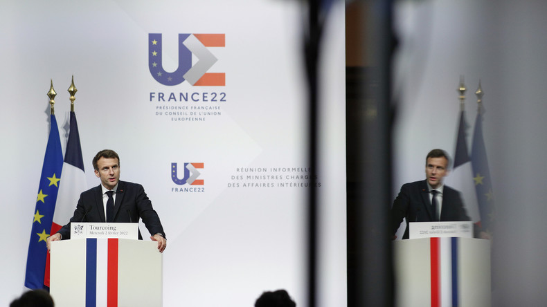 «Contrôle des frontières» : en quoi consiste le conseil Schengen que Macron appelle de ses vœux ?