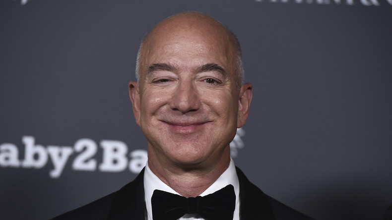 Jeff Bezos au gala Baby2Baby au Pacific Design Center, en novembre 2021, en Californie (image d'illustration).