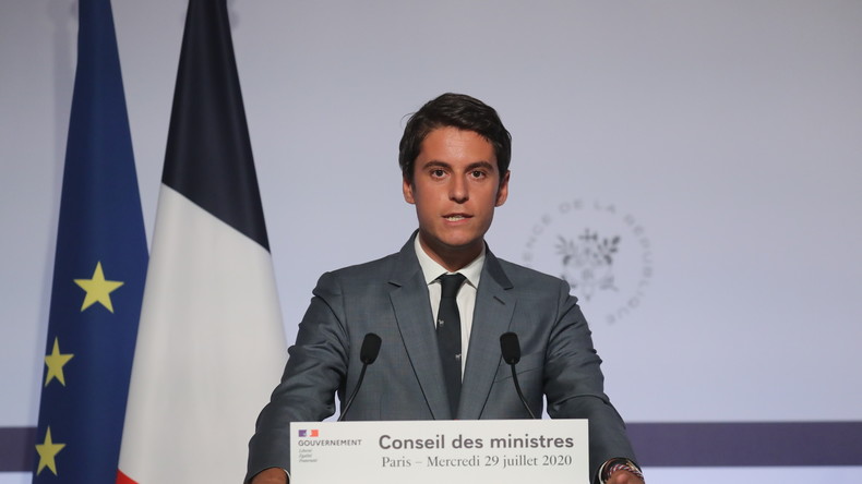 Gabriel Attal en conférence de presse