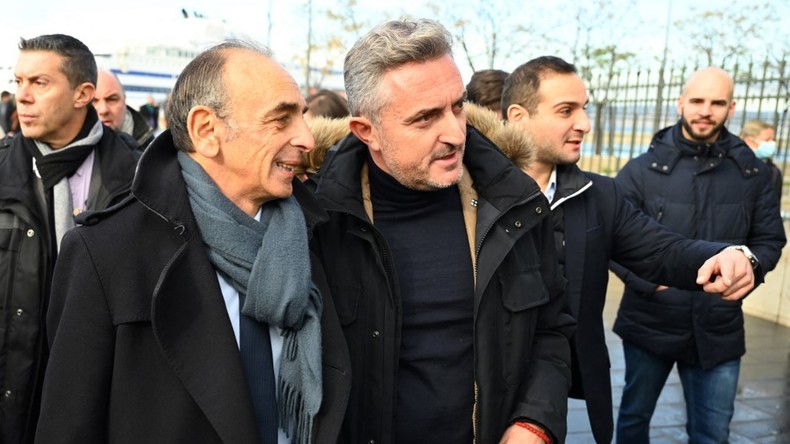 Stéphane Ravier et Eric Zemmour à Marseille le 27 novembre 2021.