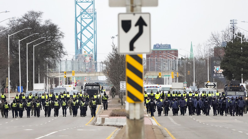 Pont ambassadeur Canada