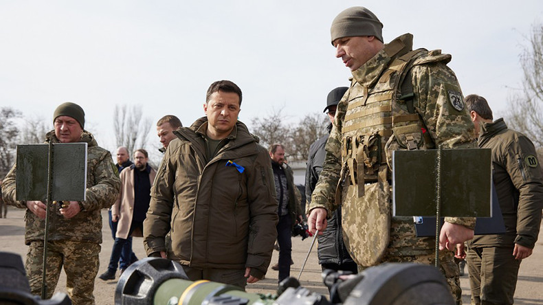Violations du cessez-le-feu dans l'est de l'Ukraine, Kiev et les rebelles se jettent la pierre