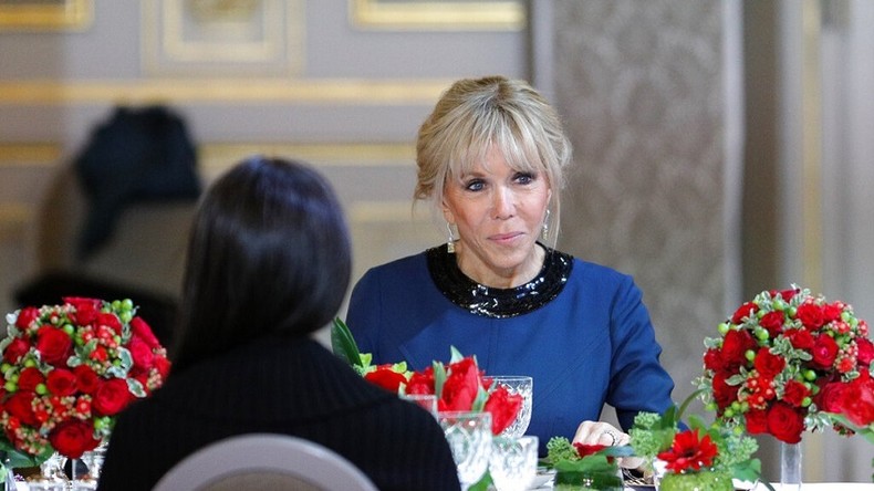 Brigitte Macron durant un repas à l'Elysée