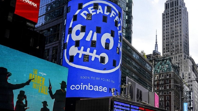 Une publicité pour Coinbase à Times Square