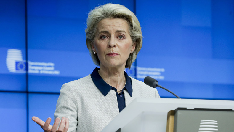 Ursula von der Leyen lors d'une conférence de presse à Bruxelles