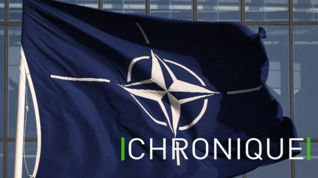 Drapeau de l'OTAN, photographié avant une rencontre des ministres de la Défense de l'organisation militaire à Bruxelles, en octobre 2021 (image d'illustration).