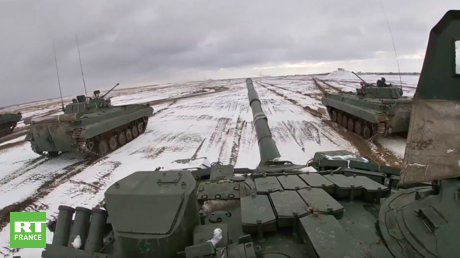 Image prise depuis un char lors d'exercices russo-biélorusses en Biélorussie le 2 février.