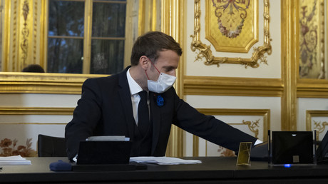 Emmanuel Macron au téléphone avec Joe Biden en novembre 2020 (image d'illustration).