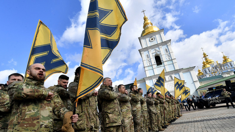 Des vétérans du bataillon Azov à Kiev le 14 mars 2020