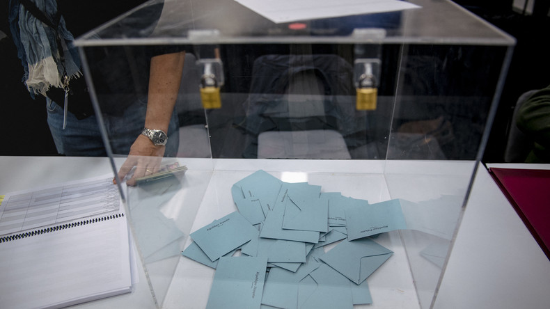 Plus de 220 000 électeurs radiés des listes électorales en raison d'une «perte d'attache communale»