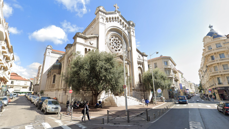 Un prêtre agressé à l'arme blanche dans une église de Nice