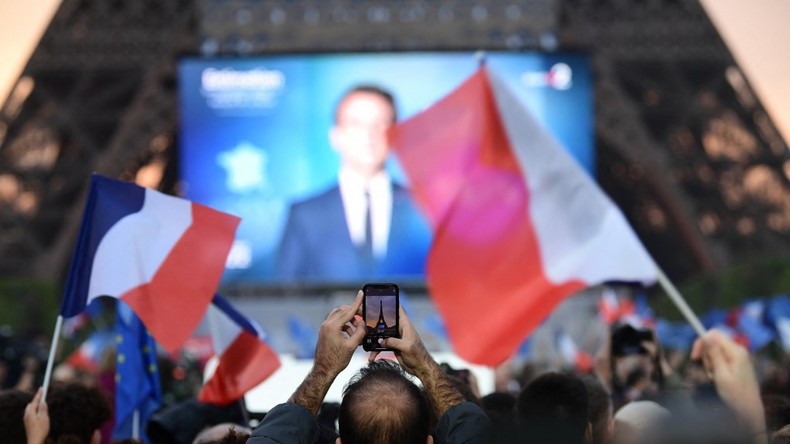 «Ne vous résignez pas» : la classe politique réagit à l'issue du second tour de la présidentielle