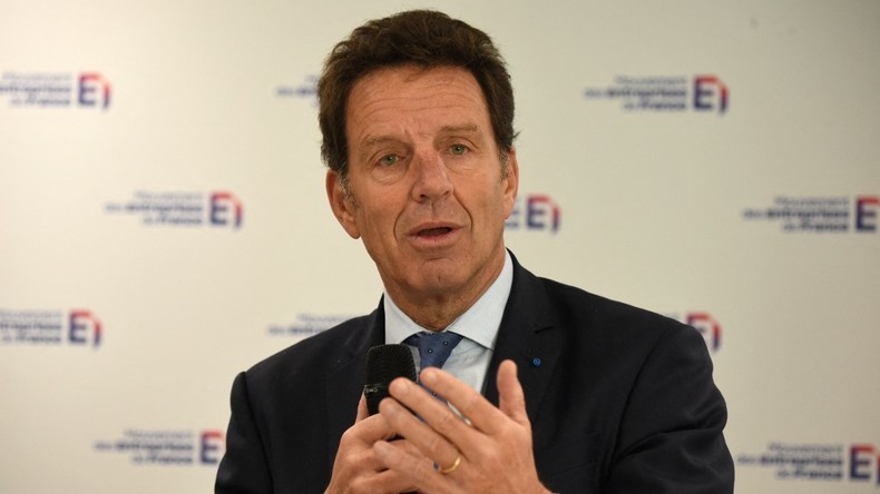 Le patron du Medef, Geoffroy Roux de Bézieux, le 10 novembre 2021 à Paris inflation