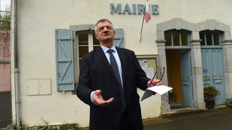 Le Conseil constitutionnel saisi après l'abstention assumée de Jean Lassalle devant l'urne