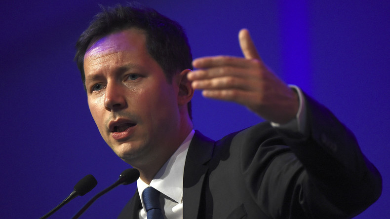 François-Xavier Bellamy s'exprime lors d'un meeting en amont des élections européennes à Nîmes, le 22 avril mai 2019.