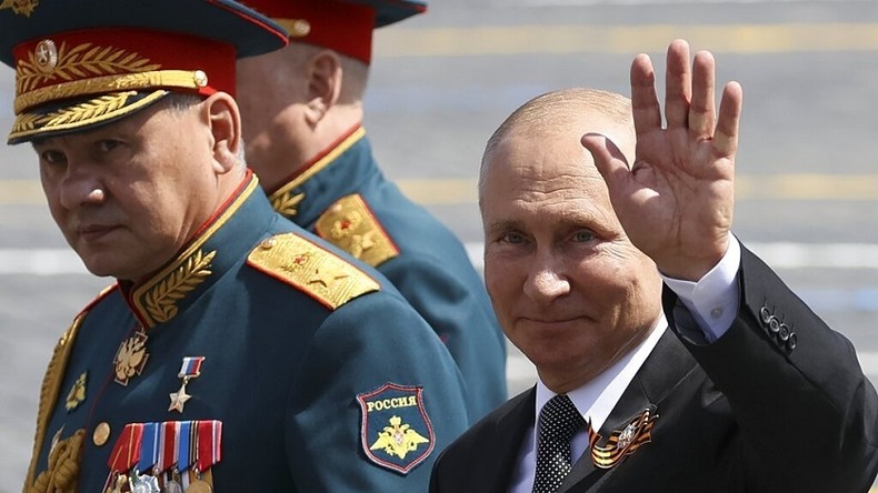 «Vous vous battez pour la patrie, pour son avenir» : Poutine salue l'engagement des forces russes