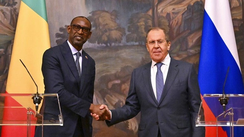 «Retour à la pensée coloniale» : Sergueï Lavrov dénonce l'attitude de la France à l'égard du Mali