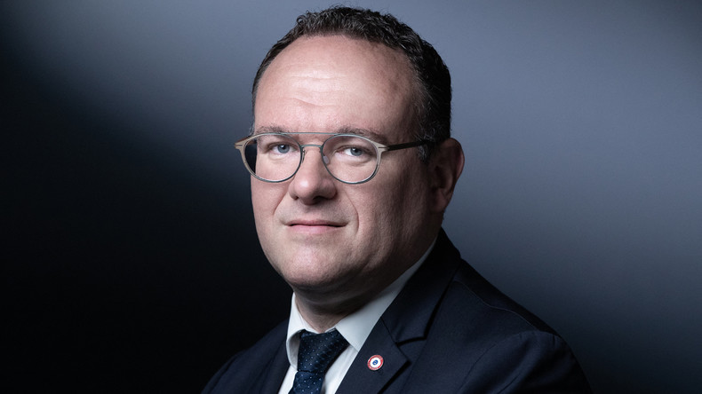 Affaire Abad : le parquet de Paris n'ouvre pas d'enquête «en l'état»