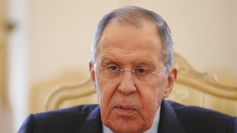 «La France alimente le nationalisme ukrainien et le néo-nazisme», dénonce Lavrov