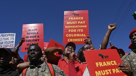 «La France hors d'Afrique» : manifestation de la gauche radicale à Pretoria (IMAGES)