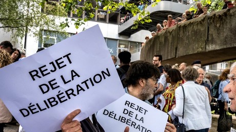 La suspension de l'arrêté municipal de Grenoble autorisant le burkini a été salué par la droite de l'échiquier politique (image d'illustration).