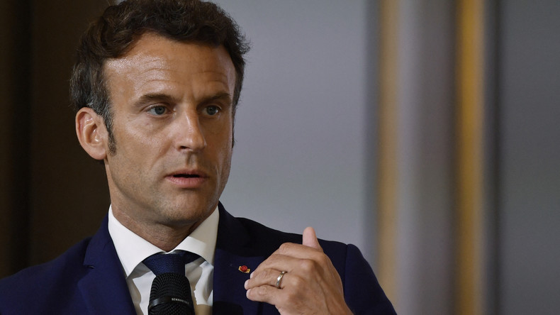 Emmanuel Macron au palais de l'Élysée à Paris, le 3 juin 2022.
