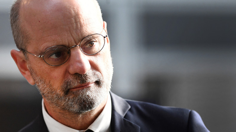 Poursuivis pour «violences en réunion», les entarteurs de Jean-Michel Blanquer expliquent leur geste