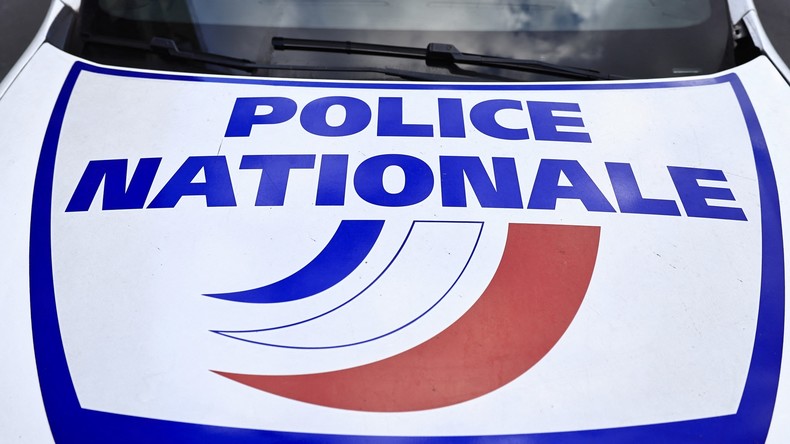 une voiture de police