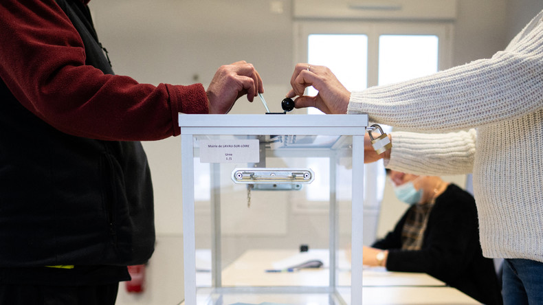 Législatives en France : la majorité présidentielle menacée par la percée de la Nupes (EN CONTINU)