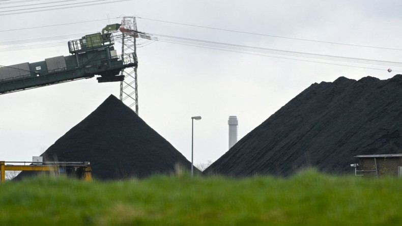 Face à la crise du gaz, les Pays-Bas lèvent leurs restrictions de production électrique au charbon