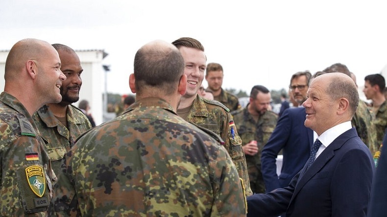 L'Allemagne aura à terme «la plus grande armée conventionnelle d'Europe», annonce Olaf Scholz