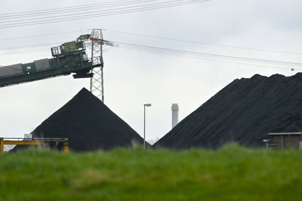 Face à la crise du gaz, les Pays-Bas lèvent leurs restrictions de production électrique au charbon