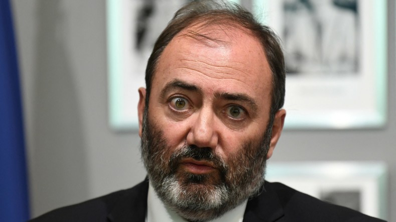 «Pas d'actualité» : le ministre de la Santé n'entend pas réintégrer les soignants non vaccinés