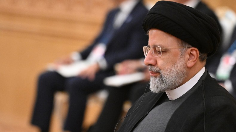 Le président iranien Ebrahim Raisi participe au sommet des États riverains de la mer Caspienne à Ashgabat, au Turkménistan, mercredi 29 juin 2022.