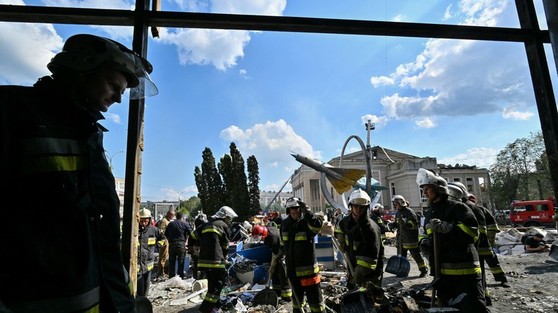 Frappe sur Vinnitsa : des civils morts selon Kiev, Moscou dit avoir ciblé une «maison des officiers»