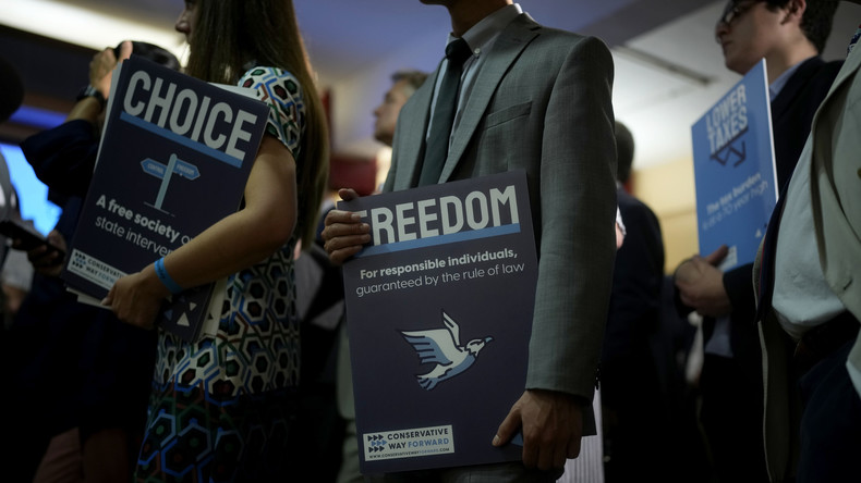 Royaume-Uni : trois candidats toujours en course pour remplacer Boris Johnson